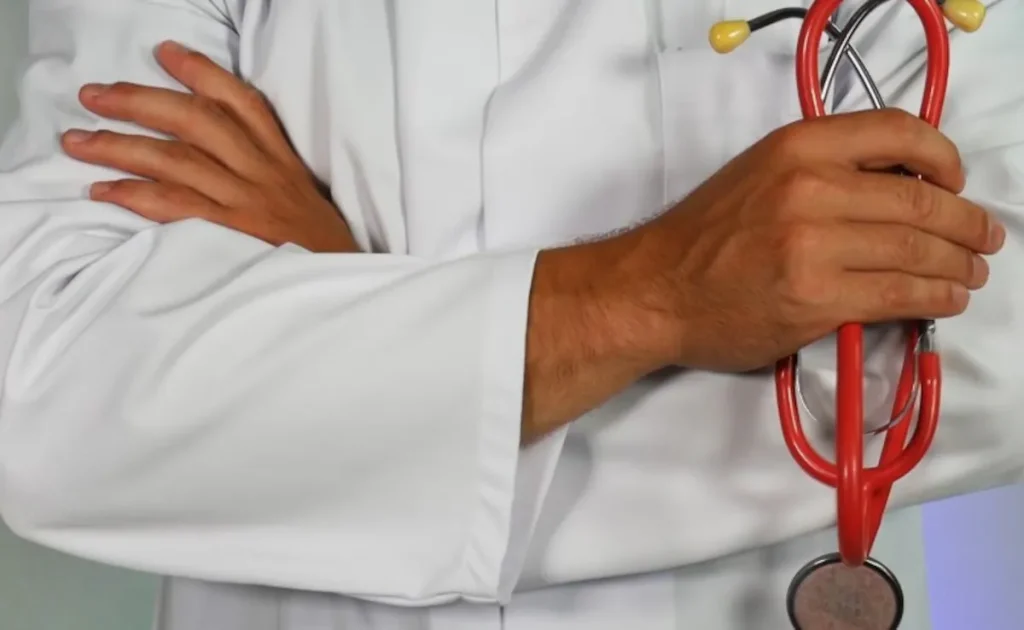 mm9u8tmo_doctor-generic_625x300_25_December_24-1024x630